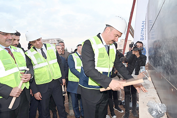 ÇİVİ ÇAKMA VE BETON DÖKME TÖRENİ GERÇEKLEŞTİRİLDİ