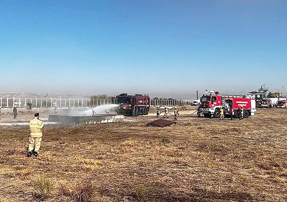 HAVALİMANI’NDA YANGIN SÖNDÜRME TATBİKATI YAPILDI