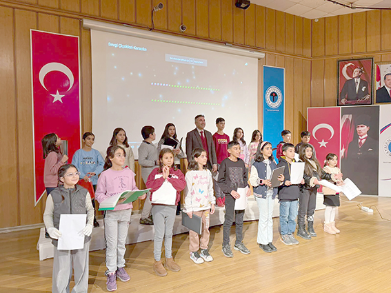 MİNİK KORİSTLER KONSERE HAZIRLANIYOR