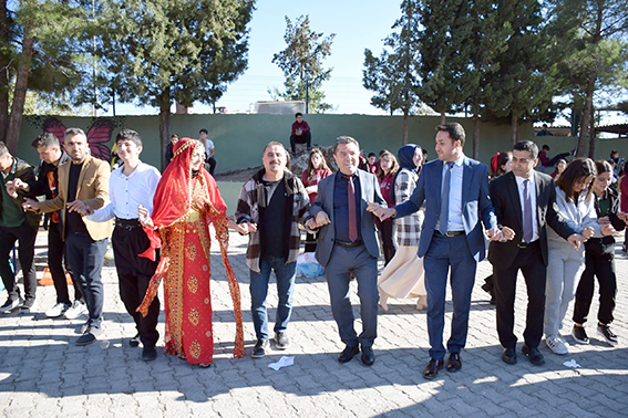 ÖĞRENCİLERDEN YÖRESEL KÜLTÜR ŞENLİĞİ