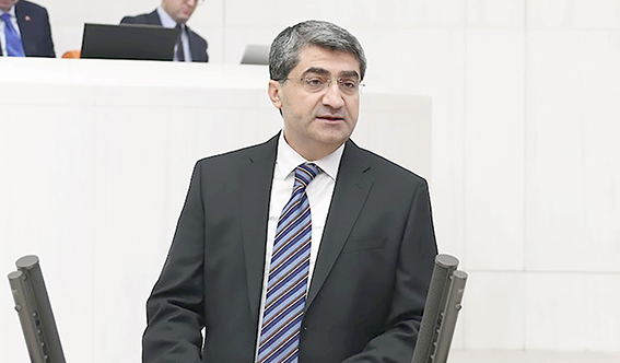 DEVA PARTİLİ EKMEN “BATMAN’A UÇAK SEFERLERİ ARTIRILSIN”