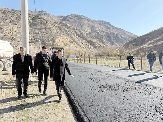 ALIÇLI’DA BSK ASFALT SERİM ÇALIŞMALARINA BAŞLANDI