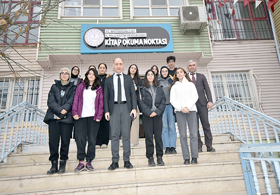 KURTARAN, KİTAP OKUMA NOKTASI’NDA ÖĞRENCİLERLE BULUŞTU