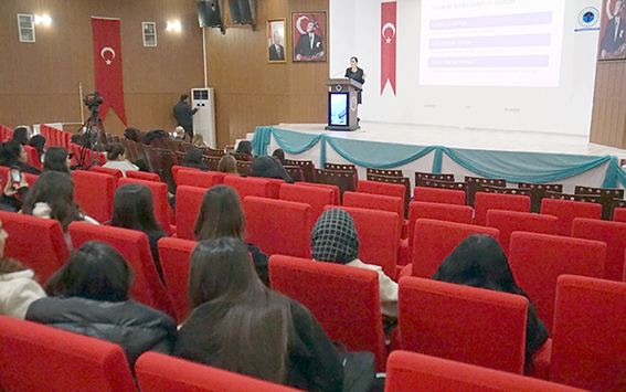 SÜRDÜRÜLEBİLİRLİK KONUŞMALARI PROGRAMI GERÇEKLEŞTİRİLDİ