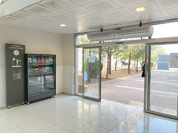 ÜNİVERSİTE’DEN BATMAN KİTAPLIĞI