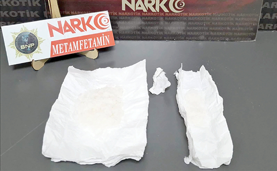 UYUŞTURUCU MADDE ELE GEÇİRİLDİ! 1 ŞÜPHELİ TUTUKLANDI