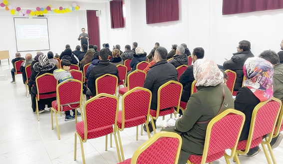 VELİ EĞİTİM SEMİNERLERİ BAŞLADI