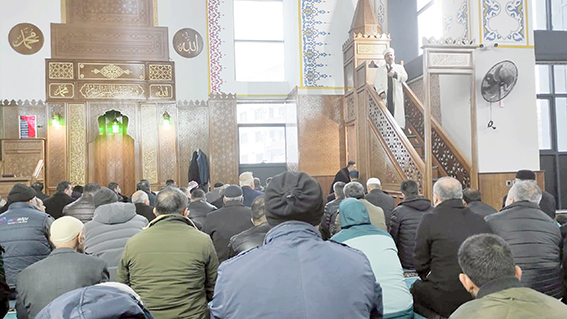 ZEHRA CAMİ DUALARLA İBADETE AÇILDI