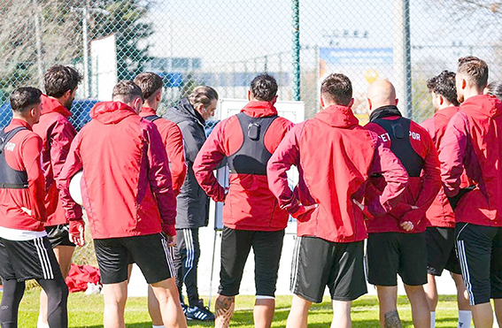 PETROLSPOR, TUR PEŞİNDE