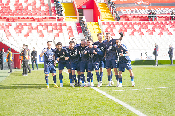 ADIM ADIM ŞAMPİYONLUĞA…