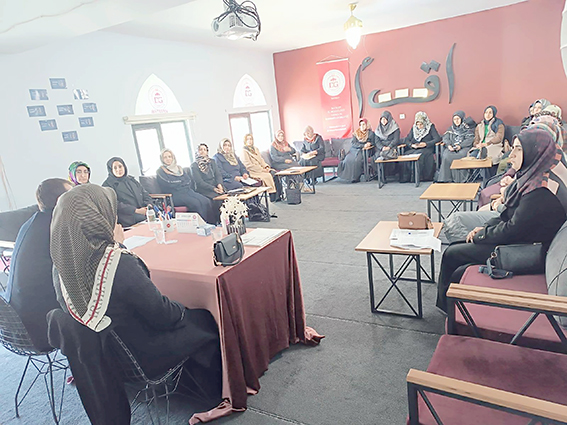 ‘BİLGİYE, İLGİYE, İYİLİĞE DOĞRU’ PROJESİNDE MAKALE KRİTİĞİ