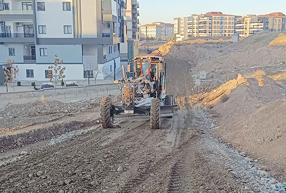 ÇAMLITEPE’DE ÇAMURLU YOL SORUNU ÇÖZÜLDÜ