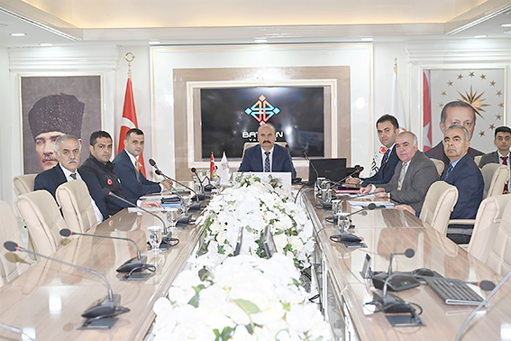 DEPREMDE AHIRLARI ZARAR GÖREN VATANDAŞLARA HİBE DESTEĞİ
