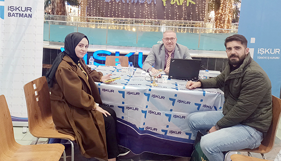 İŞKUR BİLGİLENDİRME STANDI AÇTI