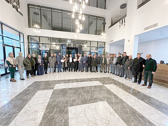 KOZLUK’TA EĞİTİM EMEKTARLARINA VEDA GECESİ