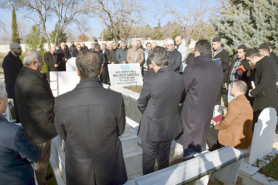 NECAT AMCA, DUALARLA ANILDI