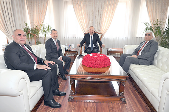 ORMAN BÖLGE MÜDÜRLERİNDEN VALİ CANALP’A ZİYARET