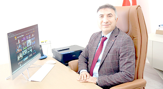 REKTÖR DEMİR ‘YILIN KARELERİ’ OYLAMASINA KATILDI