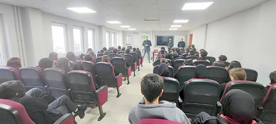 HATAY DÖRTYOL’DA ‘BAŞARIDA ARKADAŞ SEÇİMİ’ KONFERANSLARI