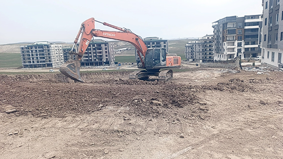 90 GÜNDE 36 YENİ YOL AÇILDI