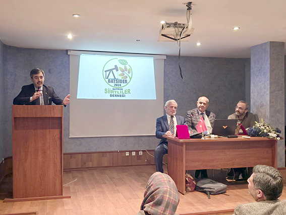 BATMAN SİİRTLİLER DERNEĞİ’NDEN KAYNAŞMA VE PLAKET TAKDİM GECESİ