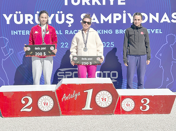 EMİNE CEYLAN, TÜRKİYE 2.Sİ OLDU