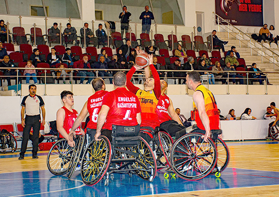 ENGELLİLER’DEN FARKLI GALİBİYET!