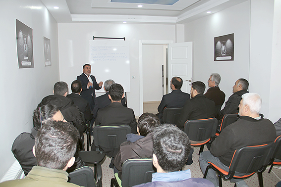 HÜDA PAR, KÜRTÇE KURSU AÇTI