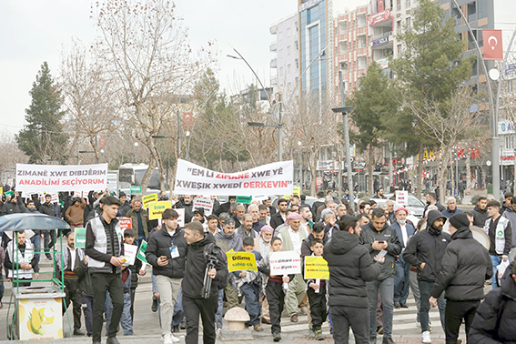 HÜDA PAR’DAN ‘ANADİL’ YÜRÜYÜŞÜ
