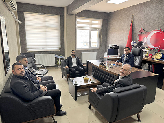 HÜDA PAR’DAN SEÇMELİ KÜRTÇE DERSLERİ İÇİN FARKINDALIK ZİYARETLERİ