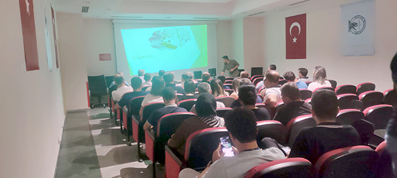 HAVALİMANINDA KANATLAR EĞİTİME AÇILDI