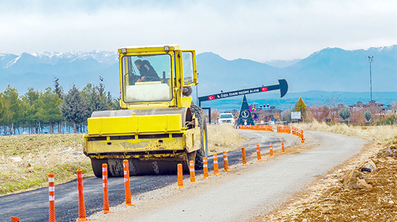 KIRAMES YOLU ASFALTLANDI