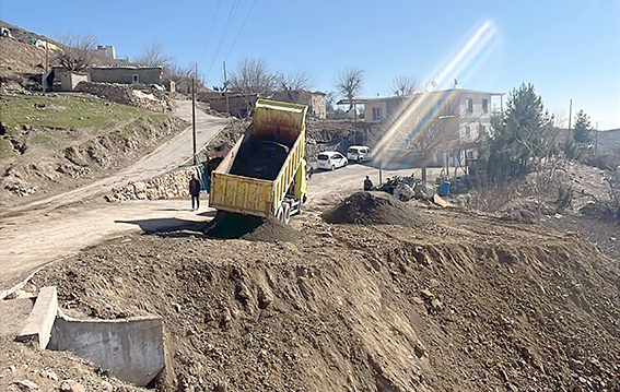 KÖY YOLLARINDA İYİLEŞTİRME ÇALIŞMALARI TAMAMLANDI