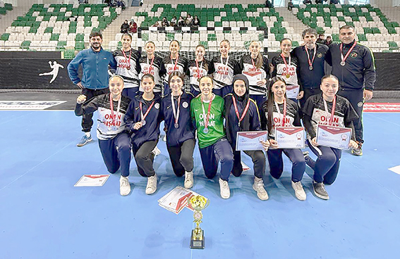 SPOR LİSESİ’NDEN TARİHİ BAŞARI