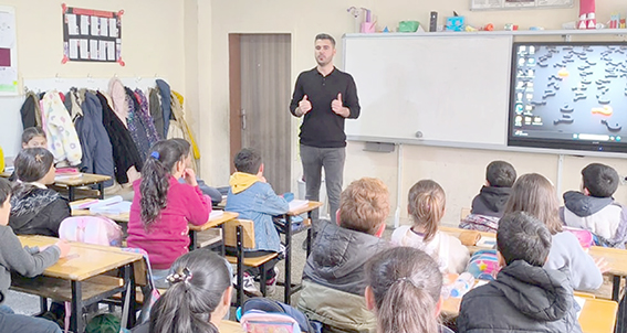 TEKNOLOJİ BAĞIMLILIĞI EĞİTİMLERİ DÜZENLENDİ