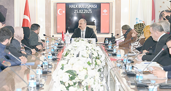 HALK BULUŞMASINDA VATANDAŞLARI DİNLEDİ