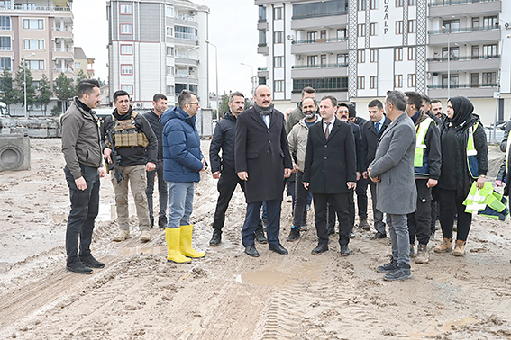 YAŞAR KEMAL KENT ORMANINA İNCELEME ZİYARET