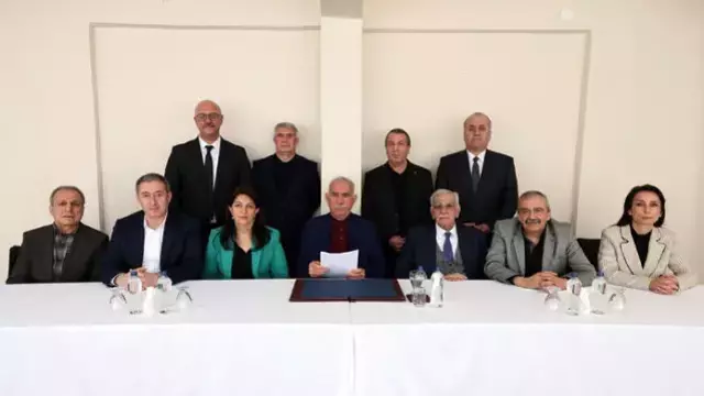 ABDULLAH ÖCALAN’DAN TARİHİ ÇAĞRI