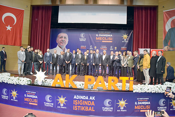 CHP’DEN İSTİFA EDEN 514 KİŞİ AK PARTİ’YE GEÇTİ