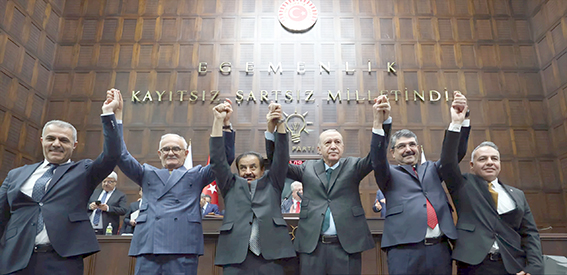 CHP’DEN İSTİFA EDİP AK PARTİ’YE GEÇTİ!