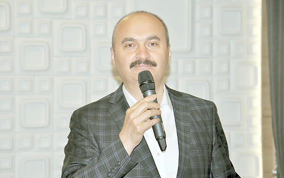 “YARADANDAN ÖTÜRÜ YARADILANI SEVMEYİ HATIRLAMALIYIZ”