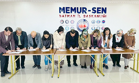 “ANAYASA DEĞİŞSİN AİLE KORUNSUN”