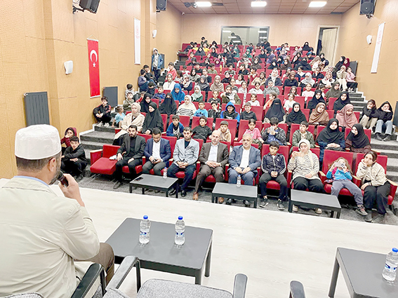 BEŞİRİ’DE İLAHİ VE VAAZ PROGRAMI DÜZENLENDİ