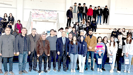 BEŞİRİ’DE LİSELER ARASI BİLGİ YARIŞMASI DÜZENLENDİ