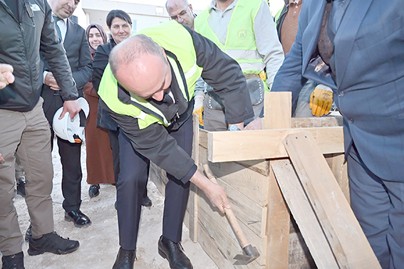 HAYIRSEVERDEN DOĞDUĞU MAHALLEYE AİLE SAĞLIĞI MERKEZİ