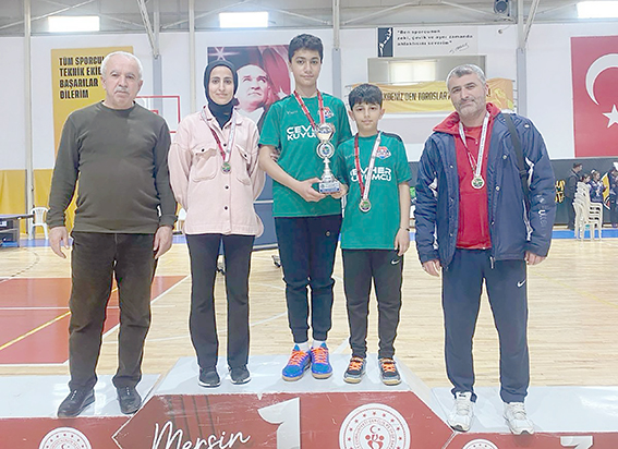 KUPASIZ DÖNMEYEN TEK TAKIM