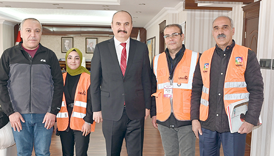 LÖSEV GÖNÜLLERİNDEN VALİ CANALP’A ZİYARET