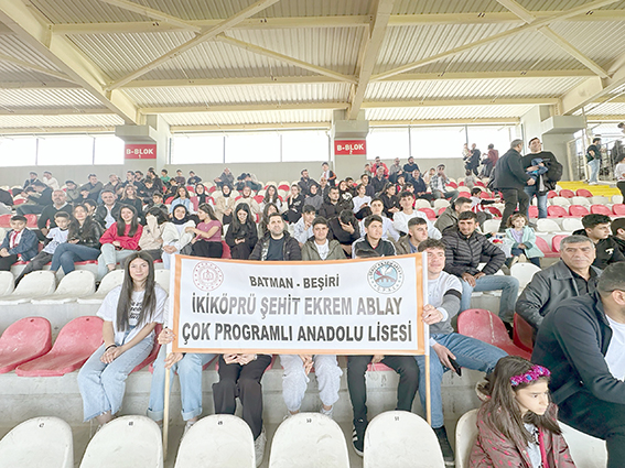 ÖĞRENCİLER GÜNÜ SPORLA GEÇİRDİ