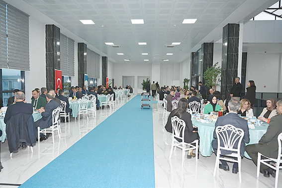 PROTOKOL ÜYELERİ İFTARDA BİR ARAYA GELDİ