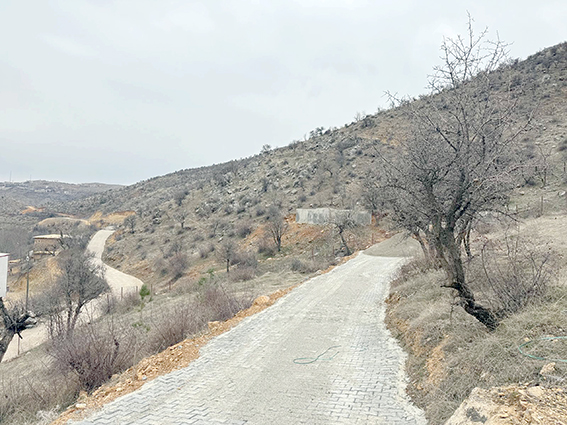 ŞAT MEZRASINA KİLİTLİ PARKE TAŞI DÖŞENDİ